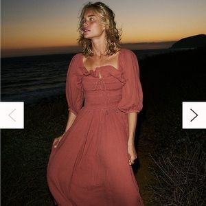 Oasis Midi Dress Size Medium Auburn